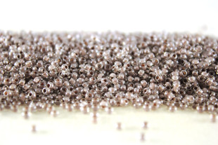 Бисер Чехия круглый 10/0 50г 38617 кремовый