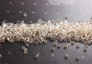 Бисер Чехия круглый 10/0 50г 38292 светло-оранжевый