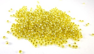 Бисер Чехия круглый 10/0 50г 08283 светло-жёлтый