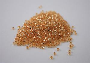 Бисер Чехия круглый 10/0 50г 08288 светло-оранжевый