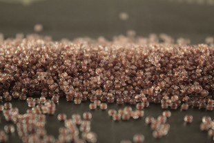 Бисер Чехия круглый 10/0 50г 58517 коричневый