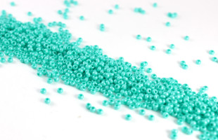 Бисер Чехия круглый 10/0 50г 16958 зелёный