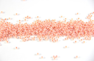 Бисер Чехия круглый 10/0 50г 37389 светло-розовый