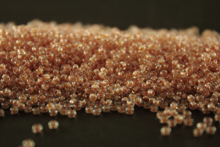 Бисер Чехия круглый 10/0 50г 38687 светло-персиковый