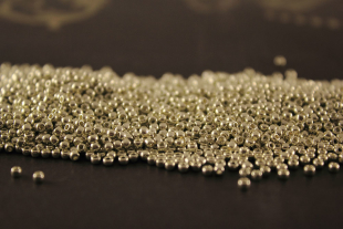 Бисер Япония круглый 11/0 500г 0558 серебряный