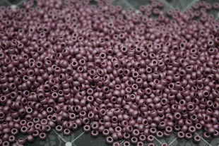 Бисер Чехия круглый 10/0 500г 18595m розовый матовый