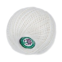 Пряжа ПНК Кирова " Ирис" 100% мерсеризованный хлопок 25 г 150 м №0102 молочный. Цена за упаковку 20 шт