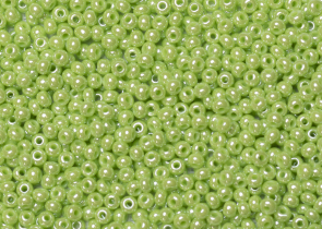 Бисер Чехия круглый 10/0 500г 58410 салатовый