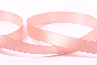 Лента атласная 12 мм 33 м ±2 м №108 персиковый