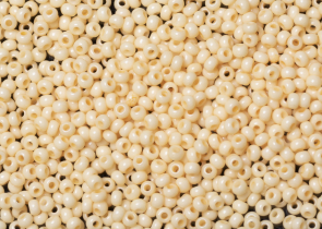 Бисер Чехия круглый 10/0 50г 03182 жёлтый