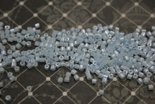 Бисер Япония 11/0 HEXAGON 5 г 0124