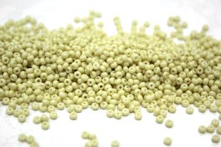 Бисер Чехия круглый 10/0 50г 03151 жёлтый