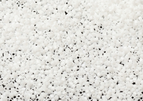 Бисер Япония MIYUKI Delica цилиндрический 11/0 50г DB0200 мел белый непрозрачный