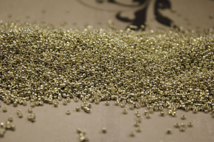 Бисер Япония круглый 11/0 250г PF0558 серебряный