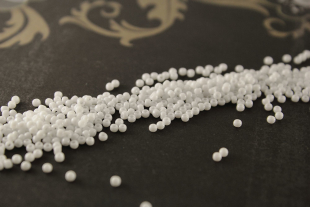 Бисер Япония круглый 15/0 100 г 0041 белый