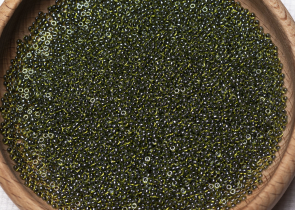 Бисер Япония MIYUKI Seed Beads 15/0 100г 1816 шартрез черная линия внутри — фото 5
