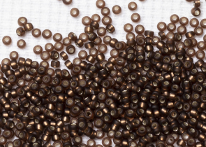 Бисер Япония MIYUKI Seed Beads 15/0 100г 0005F тёмно-топаз матовый серебряная линия внутри — фото 1
