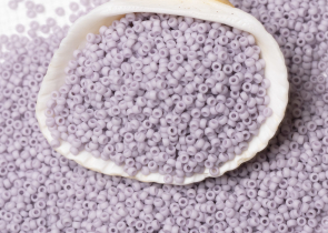 Бисер Япония MIYUKI Seed Beads 15/0 100г 2025 светло-лиловый непрозрачный матовый — фото 3