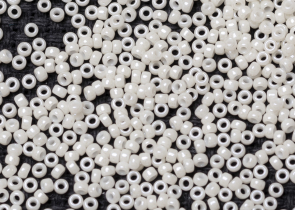 Бисер Япония MIYUKI Seed Beads 15/0 5г 0600 известняк непрозрачный блестящий — фото 2