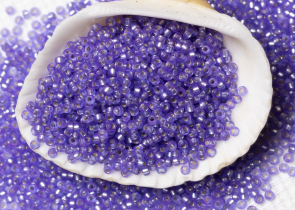 Бисер Япония MIYUKI Seed Beads 15/0 100г 1654 окрашенный фиолетовый полуматовый серебряная линия внутри — фото 3