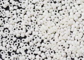 Бисер Япония MIYUKI Seed Beads 15/0 5г 0491 слоновая кость непрозрачный — фото 2