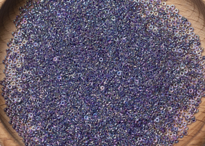 Бисер Япония MIYUKI Seed Beads 15/0 100г 0274 кристалл радужный аметистовая линия внутри — фото 5