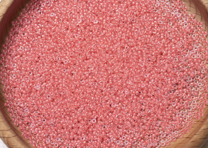 Бисер Япония MIYUKI Seed Beads 15/0 5г 0204 кристалл коралловая линия внутри — фото 5
