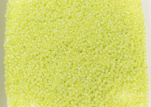 Бисер Япония MIYUKI Seed Beads 15/0 100г 0143FR шартрез прозрачный радужный матовый — фото 4