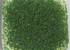 Бисер Япония MIYUKI Seed Beads 15/0 100г 0331 светло-топаз радужный изумрудная линия внутри — фото 4