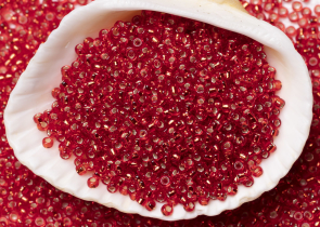 Бисер Япония MIYUKI Seed Beads 15/0 5г 0010 огненно-красный серебряная линия внутри — фото 3