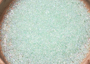 Бисер Япония MIYUKI Seed Beads 15/0 5г 0271 мятный кристалл радужный зеленая линия внутри — фото 5