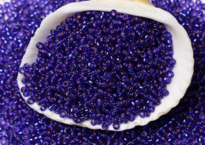 Бисер Япония MIYUKI Seed Beads 15/0 100г 1427 окрашенный тёмно-фиолетовый серебряная линия внутри — фото 3