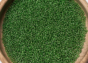 Бисер Япония MIYUKI Seed Beads 15/0 100г 0016 зелёный серебряная линия внутри — фото 5