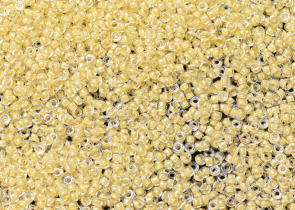 Бисер Япония MIYUKI Seed Beads 15/0 100г 0201 кристалл желтая линия внутри — фото 1