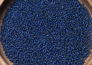 Бисер Япония MIYUKI Seed Beads 15/0 100г 1653 окрашенный сумеречный синий полуматовый серебряная линия внутри — фото 5