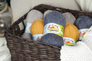 Пряжа ALPINA " ROLAND" 100% альпака 4 * 50г 200 м №24 бежевый. Цена за упаковку 4 шт — фото 4